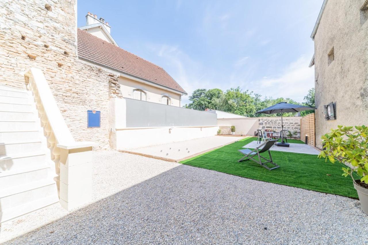 Cote Cour, 3 Chambres, Terrasses, Jardin Prive Avec Terrain De Petanque, Cave Voutee 克果罗尼 外观 照片